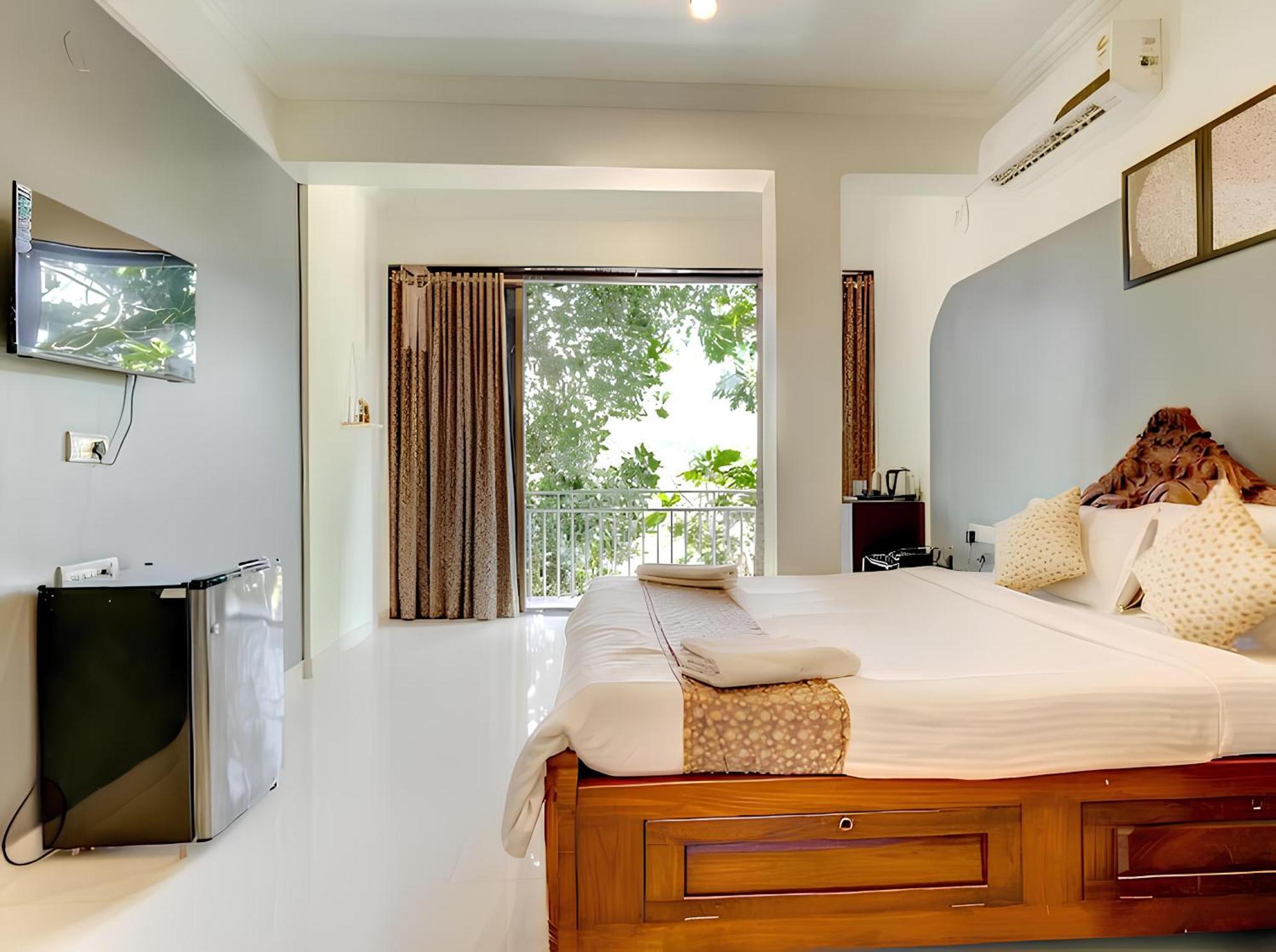 Hotel 7 Seas Vagator Luaran gambar