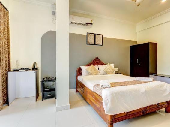 Hotel 7 Seas Vagator Luaran gambar