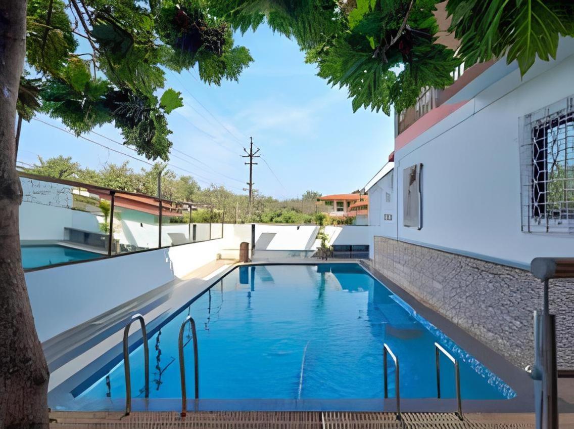 Hotel 7 Seas Vagator Luaran gambar